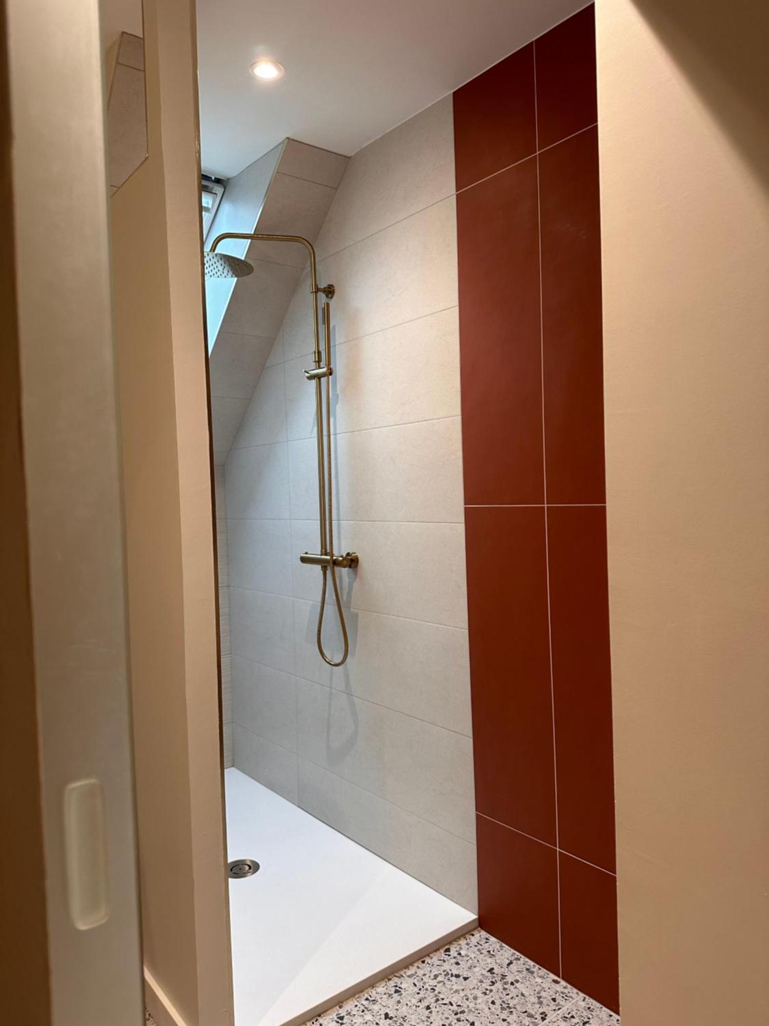 Grand Appartement Ultra Moderne Plein Centre, Plage A Pieds, Avec Parking Concarneau Exterior photo