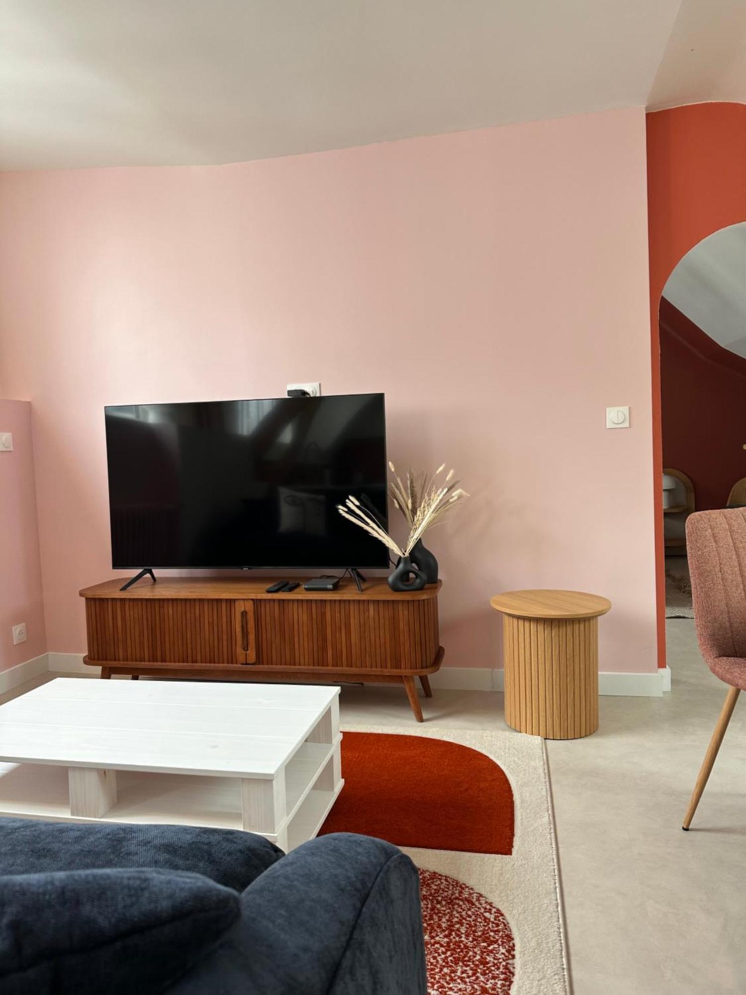 Grand Appartement Ultra Moderne Plein Centre, Plage A Pieds, Avec Parking Concarneau Exterior photo